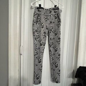 Shosho women's pant, Junior Size Medium